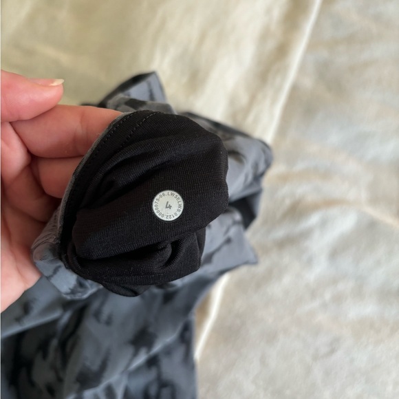 Lululemon leggings - Picture 5 of 5